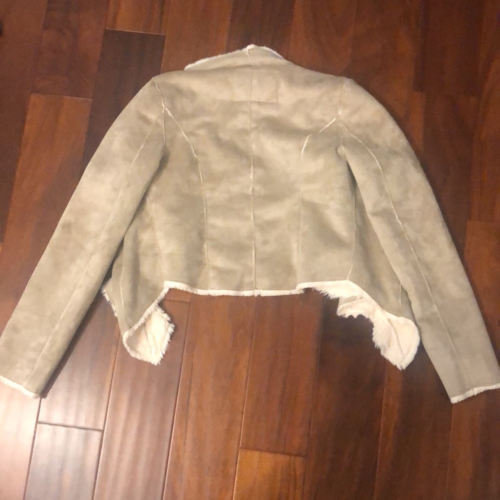 Body Central Jacket - Picture 3 of 3